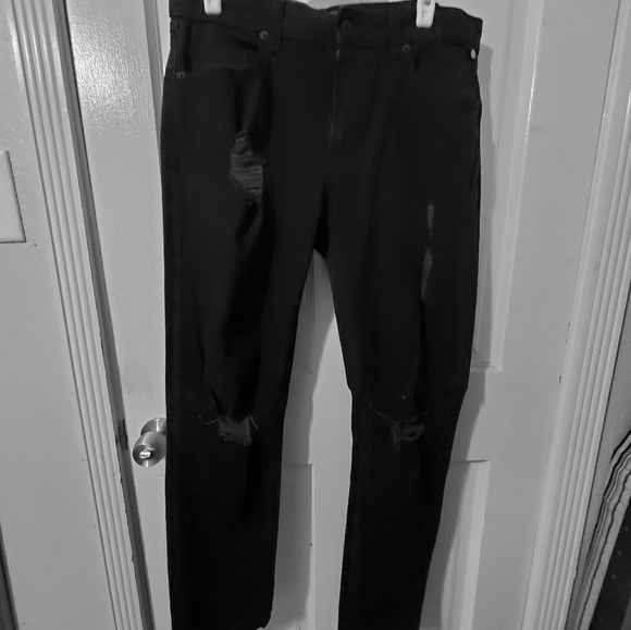 Jeans - Picture 1 of 4